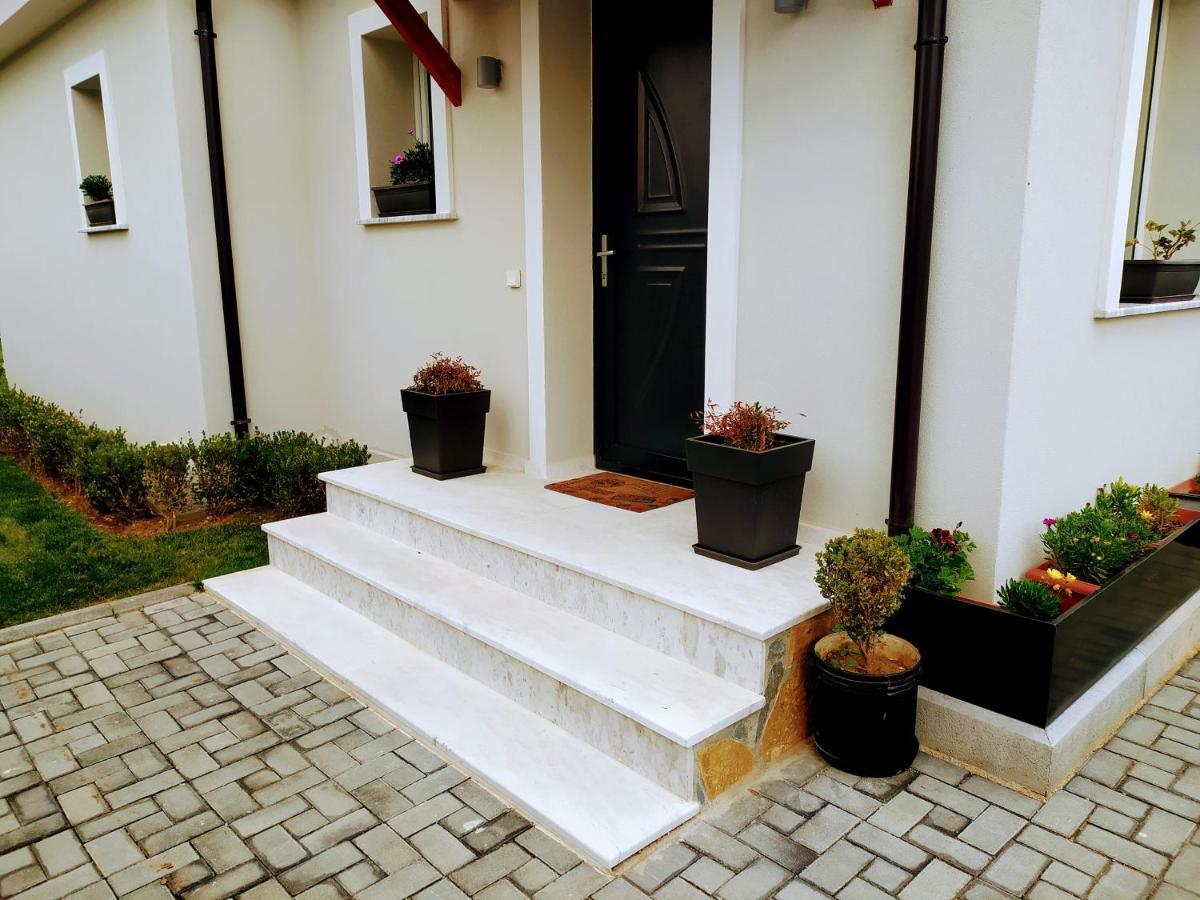 Marena B&B Pogradec Ngoại thất bức ảnh
